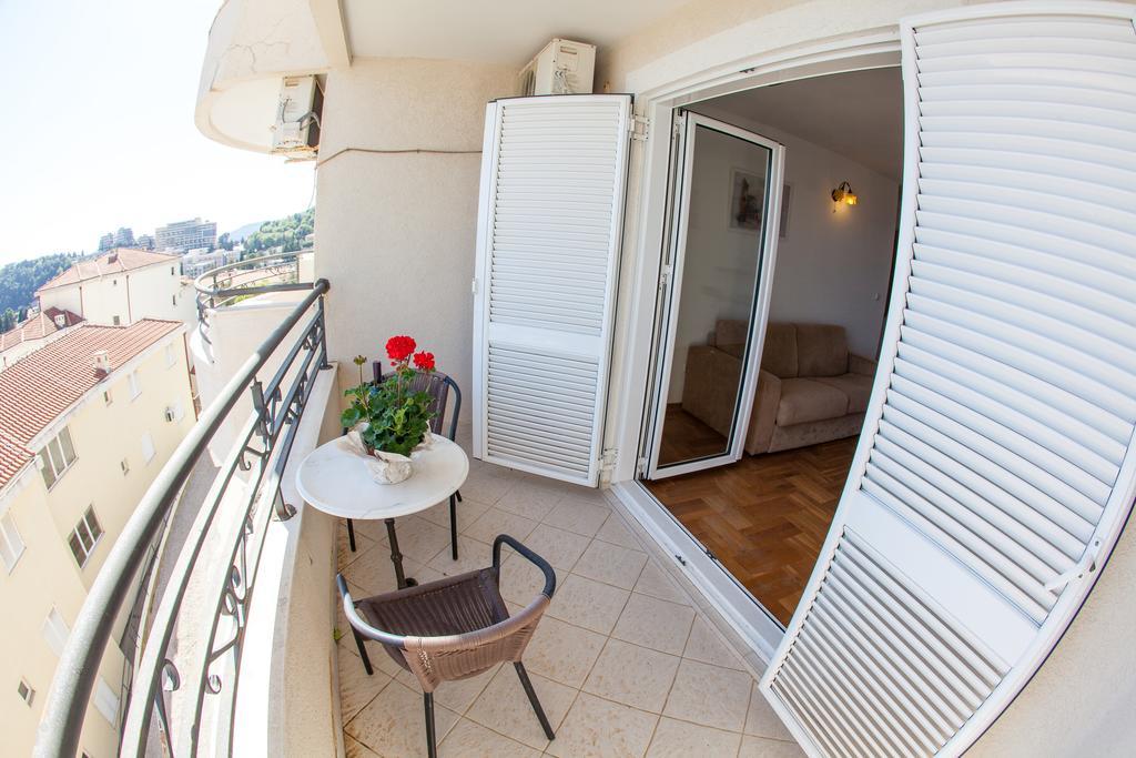 Apartments Charme Bečići Eksteriør billede