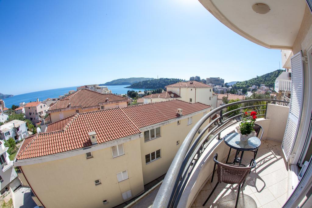 Apartments Charme Bečići Eksteriør billede